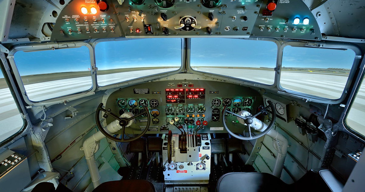 DDA oefent als eerst met unieke DC-3 simulator van Multi Pilot Simulations