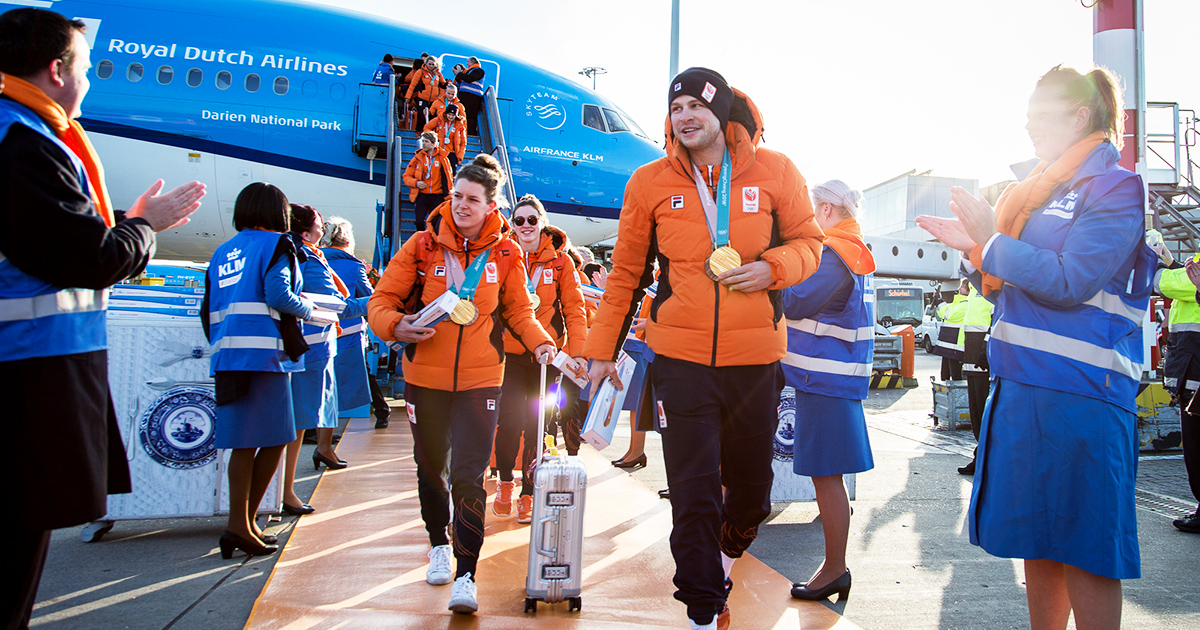 KLM brengt Olympische sporters met ‘medaillevlucht’ naar huis